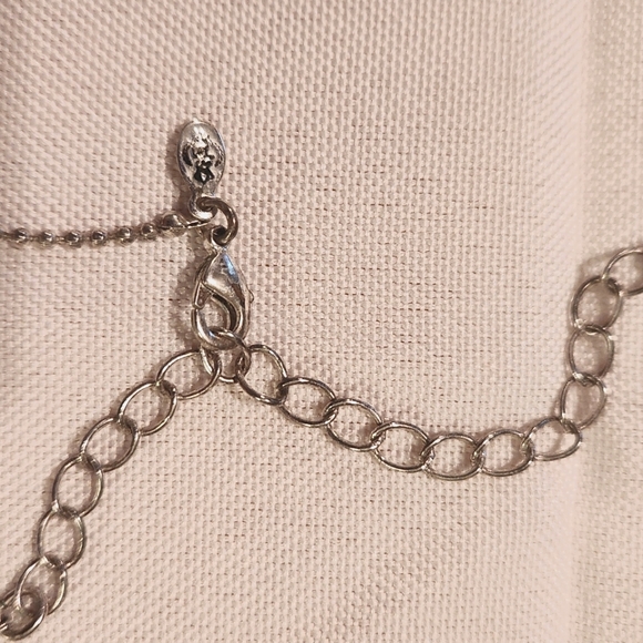 Premier Designs Grace Crystal Cross Necklace - Picture 5 of 5